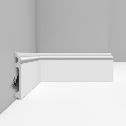 Плинтусы напольные DECOMASTER